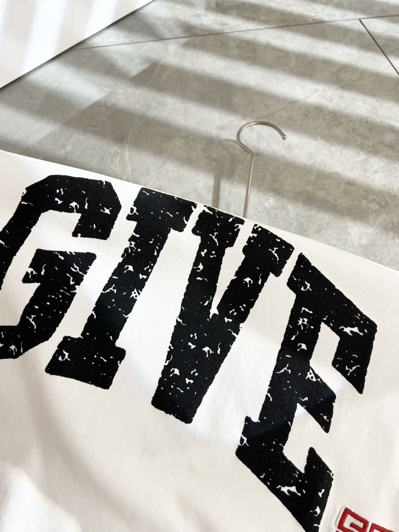 Givenchy T-Shirts